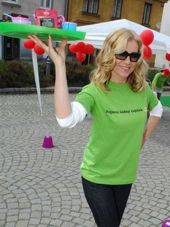 https://www.showbiz.cz/files/gallery/76/764b1c98738a65c2c93a4594e22043411312558957.jpg
