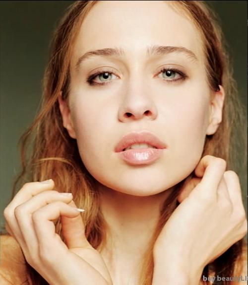 https://www.showbiz.cz/files/gallery/7d/7df49ae7f2f38e77e501eb841c801e281312497398.jpg