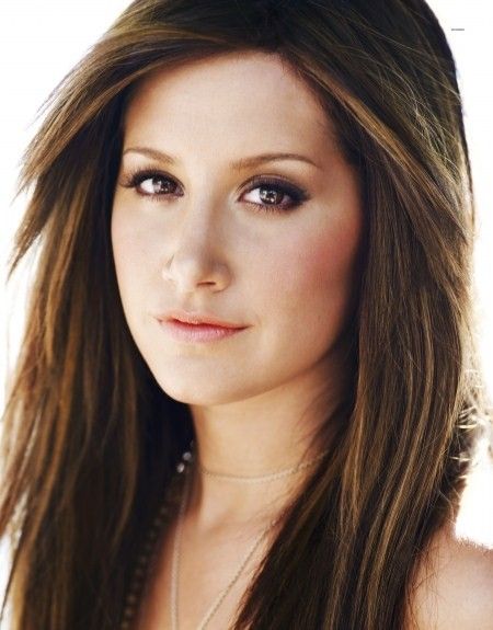 https://www.showbiz.cz/files/gallery/7f/7f5723cf07cd0dc7861aee50d77f09411312577363.jpg