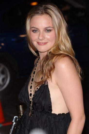 https://www.showbiz.cz/files/gallery/83/83023d63c961a77db0c99df331f6fa901312564760.jpg