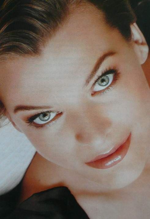 https://www.showbiz.cz/files/gallery/87/873193f7b0945bf248ae3efb67824cd21312565697.jpg