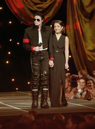 https://www.showbiz.cz/files/gallery/89/89921724df3dec32978fe06bc6329c4c1312550174.jpg