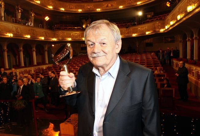 https://www.showbiz.cz/files/gallery/89/89e98d912084e7385795a3638cf331ae.jpg