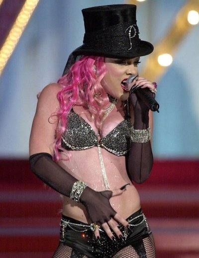 https://www.showbiz.cz/files/gallery/8b/8b498fd92dd14f9a65062acfd8f9ef0a1312569277.jpg