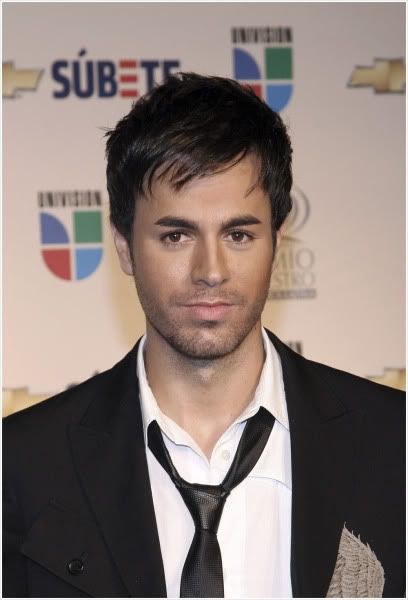 https://www.showbiz.cz/files/gallery/8d/8dc03cfe1650540bde377c5baddeea431312492382.jpg