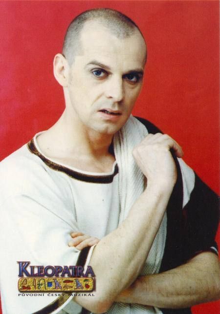 https://www.showbiz.cz/files/gallery/90/90593854d7fb43d524c06fdb1f1b93611312487765.jpg