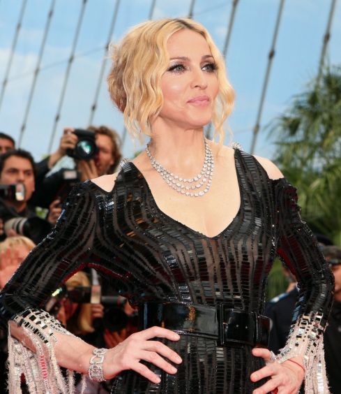 https://www.showbiz.cz/files/gallery/90/906e5092c13e170f423f11909489b5f91312528315.jpg