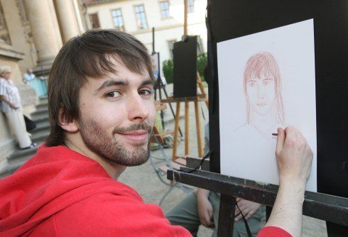 https://www.showbiz.cz/files/gallery/9c/9c54ac4a421b154efcf51f620bb605d21312553502.jpg