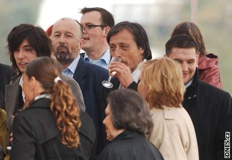 https://www.showbiz.cz/files/gallery/9c/9cce4c7fad69a897c178fd3b7ee8d5781312536311.jpg