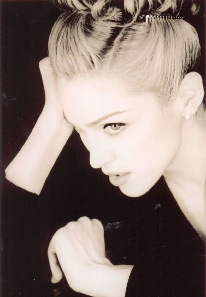 https://www.showbiz.cz/files/gallery/a3/a3b9e5014f8a10ac3157fc80946e198b1312528464.jpg