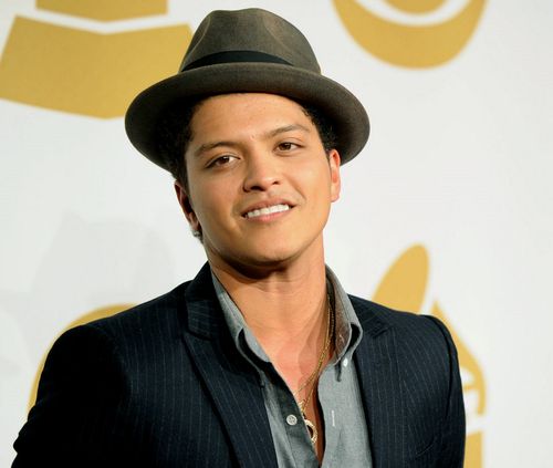 https://www.showbiz.cz/files/gallery/a3/a3cacb3bbecf51ff8f3a5c8294b3af8a1312483547.jpg