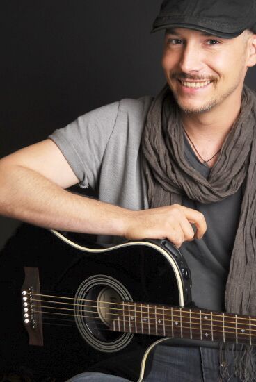 https://www.showbiz.cz/files/gallery/a8/a8f059bbd3f01303eb85104d302f14761312527386.jpg