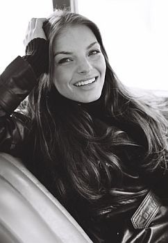 https://www.showbiz.cz/files/gallery/ac/acf7e2186eac6c314d99e13b7dddbe9b1312563545.jpg