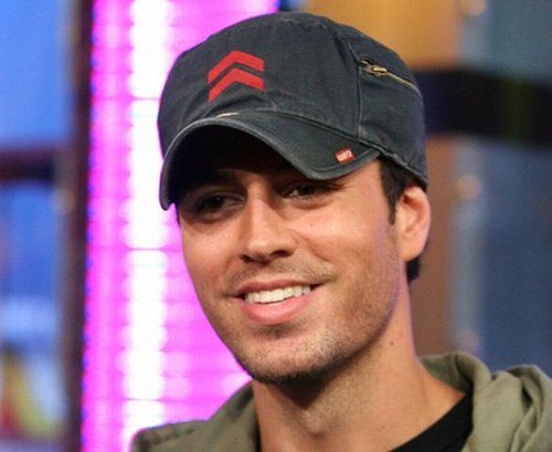 https://www.showbiz.cz/files/gallery/b4/b4cd33d5fe3fbfc0d3d7cf06d0a5e8261312492390.jpg