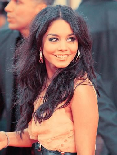 https://www.showbiz.cz/files/gallery/b6/b6b16e1b6c0f42e030f637bc8395d8f41312547210.jpg