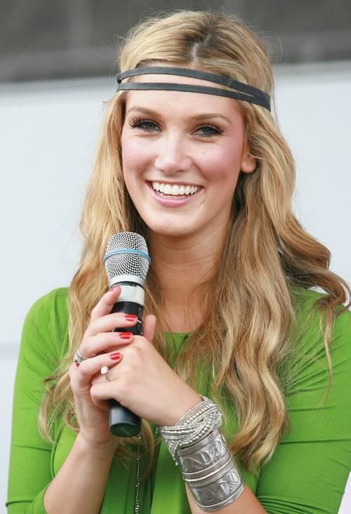 https://www.showbiz.cz/files/gallery/b8/b81d12e36be0b0dcff0cb52d0a88d2031312485595.jpg