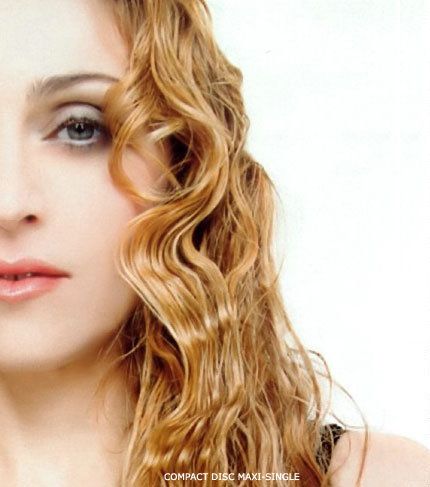 https://www.showbiz.cz/files/gallery/bd/bd1d56c88e6c24314ec0dfd60856494f1312528066.jpg
