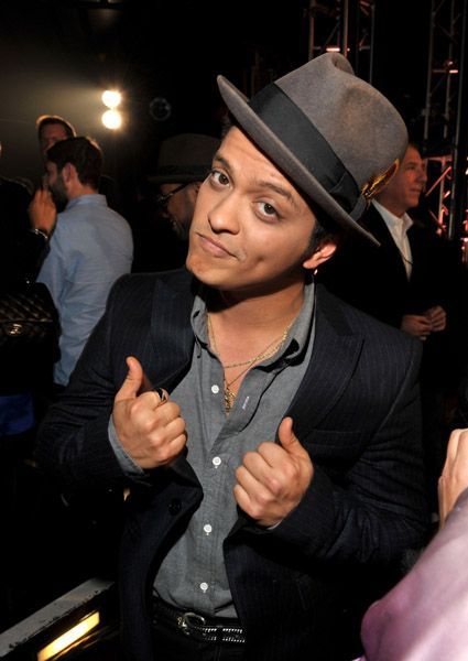 https://www.showbiz.cz/files/gallery/c2/c29891af882a03f177616eb7da0047981312483579.jpg