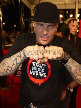 https://www.showbiz.cz/files/gallery/c2/c2aa7f3163f1703a5a21f5dddcc792831312532053.jpg
