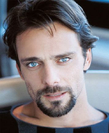 https://www.showbiz.cz/files/gallery/c3/c32a6e12703363a9d41e2959e98d035f1312547007.jpg