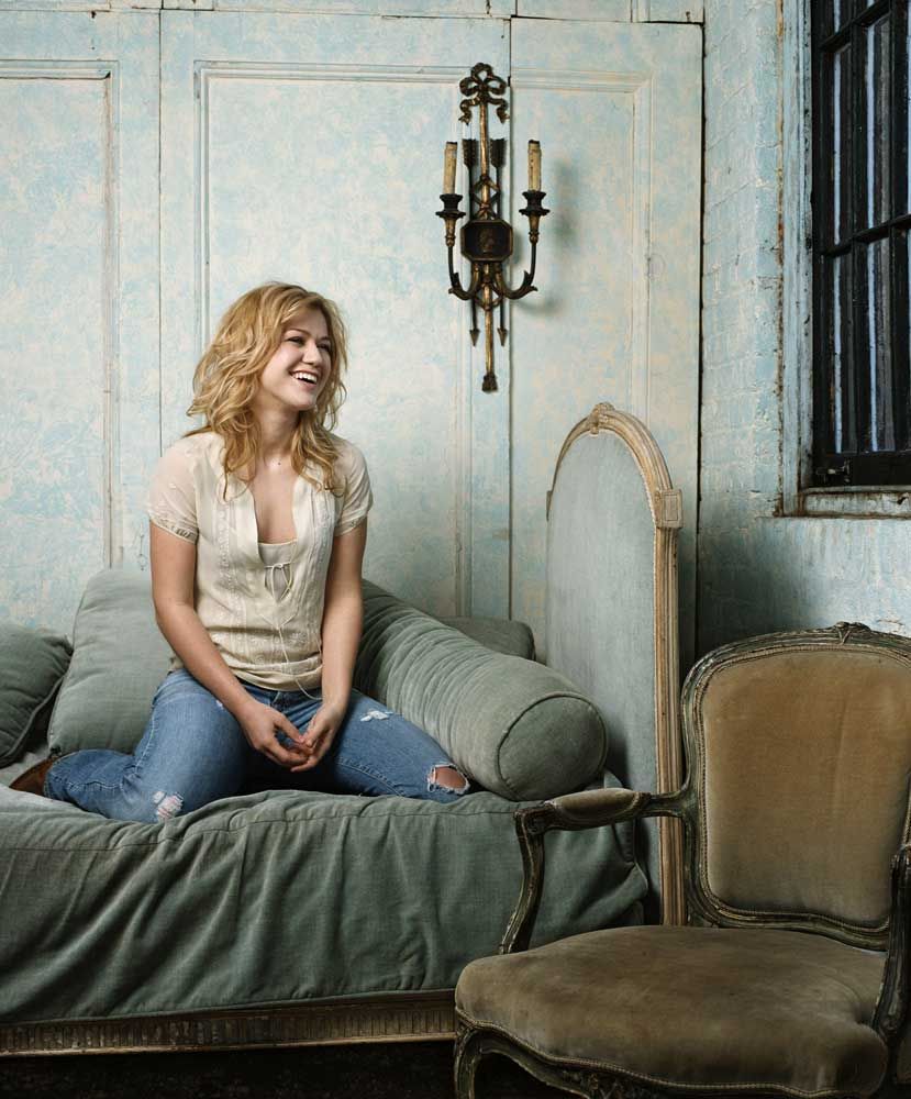 https://www.showbiz.cz/files/gallery/ca/caf7bad1bd03d40c5ca242b7d6c233341312570122.jpg