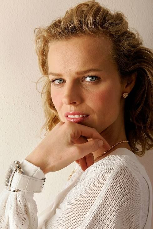 https://www.showbiz.cz/files/gallery/cb/cb24e245188818a1d6e0ab3980667e631312565890.jpg