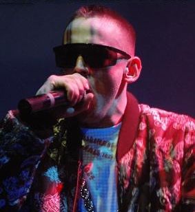https://www.showbiz.cz/files/gallery/d6/d67f5544d1c843c7d022f3889f673bd91312588535.jpg