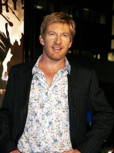 https://www.showbiz.cz/files/gallery/da/dac8d5059a7ad54be469aebd567b70bb1312580730.jpg