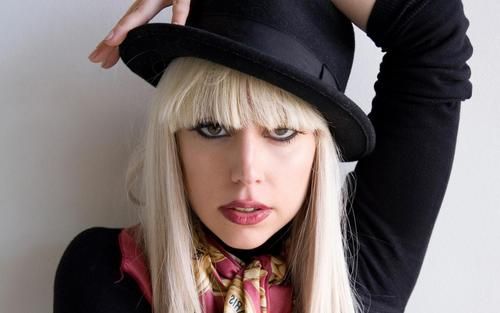https://www.showbiz.cz/files/gallery/e1/e16a46b5f3f96608897a1c5df643791e1312539588.jpg