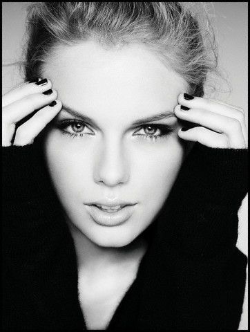 https://www.showbiz.cz/files/gallery/e1/e190113e41f44fb30aeb51d310cb6cbe1312537147.jpg