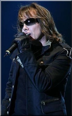 https://www.showbiz.cz/files/gallery/e2/e2b1f67ad735c30a9db98710b04da77e1312616654.jpg