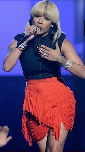 https://www.showbiz.cz/files/gallery/e5/e52a428775a984bb29a850b8ad1fb40f1312499378.jpg