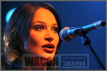 https://www.showbiz.cz/files/gallery/ee/ee2147ebd2b7c7b714b0b87167a072ac1312567930.jpg