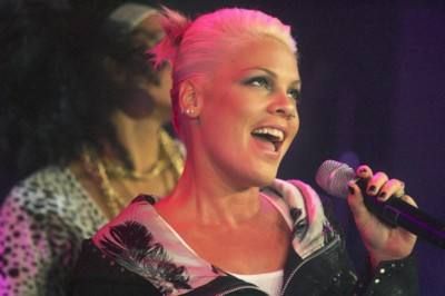 https://www.showbiz.cz/files/gallery/f2/f22e488a3d7ae6a2bcdbe1e44afec8611312569280.jpg