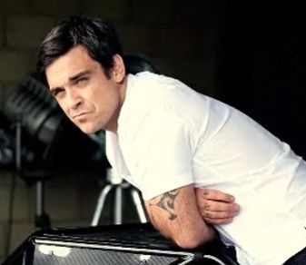 https://www.showbiz.cz/files/gallery/f7/f77cda0a5ef433bf730e8da657817c551312585558.jpg