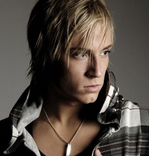 https://www.showbiz.cz/files/gallery/f7/f785dd904e8bbc24702835cd47616cf01312567942.jpg