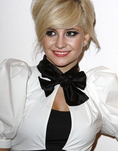 https://www.showbiz.cz/files/gallery/fd/fd8f40dd1bed4aa8eeb273a5c97c39cf1312560963.jpg