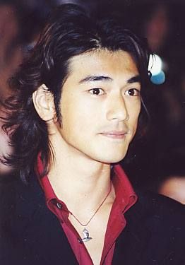 https://www.showbiz.cz/files/gallery/fd/fdfd31181c37b386b8aeac0c9eff653a1312552441.jpg