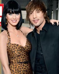 https://www.showbiz.cz/files/gallery/thumb/10/10bcf8358288f95959265b148185abdb1312498871_new.jpg