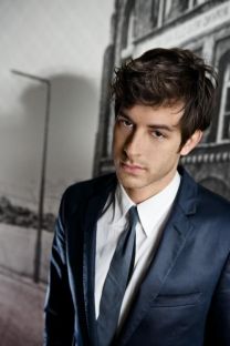 https://www.showbiz.cz/public/files/gallery/thumb/00/00f0f10902fd70518422b19cfa3e68341312568682.jpg