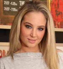 https://www.showbiz.cz/public/files/gallery/thumb/03/03cdea4265916f86b64e4907cb7466811312482710.jpg