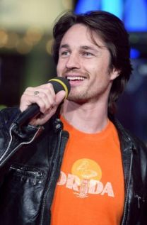 https://www.showbiz.cz/public/files/gallery/thumb/04/047eaa9a5be907b0e2cdf9c990d9ad3c1312488543.jpg