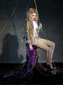 https://www.showbiz.cz/public/files/gallery/thumb/12/12fceb98b268864670165e30f9aa03b21312584038.jpg