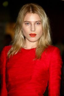 https://www.showbiz.cz/public/files/gallery/thumb/17/17bde90de9499765d3669b3268fcf8b31312535872.jpg
