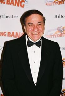 https://www.showbiz.cz/public/files/gallery/thumb/18/1851d3820d0b790cfa2f2a43ad92706d1312586885.jpg