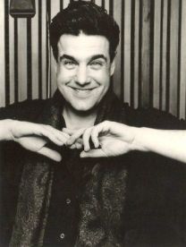 https://www.showbiz.cz/public/files/gallery/thumb/25/25aa83044fd8627cec3257e5ff131dc21312482565.jpg