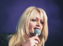 https://www.showbiz.cz/public/files/gallery/thumb/2f/2f82b0252b9dae8c0b6425350ea9c7161312479512.jpg