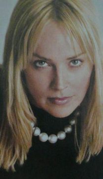 https://www.showbiz.cz/public/files/gallery/thumb/33/33b0918da104d27860f97d34bbda9f771312558715.jpg