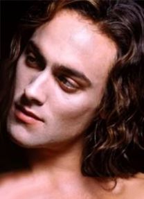 https://www.showbiz.cz/public/files/gallery/thumb/3d/3d1aec54726e6cab37824e071f8541e61312474112.jpg