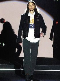 https://www.showbiz.cz/public/files/gallery/thumb/3f/3fdcfa78e81eaa7c9e1760a14690b5641312545488.jpg